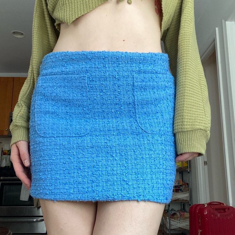 Blue mini skirt with pockets